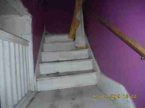 5192 St Clair (7)_m.jpg